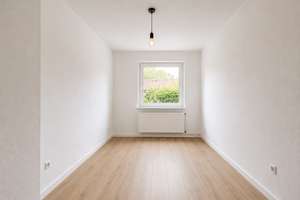 Renovierungsbedürftiges Raumwunder mit sonniger Terrasse in Fuhlsbüttel – Die vollständige Adresse der Immobilie erhältst du vom Anbieter., 22335 Fuhlsbüttel, Hamburg – Vorschaubild 10