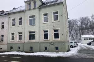 Unsaniertes Mehrfamilienhaus in Zwickau – Die vollständige Adresse der Immobilie erhältst du vom Anbieter., 8066 Gebiet Talstraße/Trillerberg, Zwickau – Vorschaubild 2