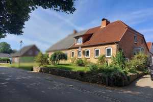 4,82 % Rendite! DHH + Ferienhaus & Bauerwartungsland nahe Ostsee – Nordwestmecklenburg (Kreis) – Vorschaubild 1