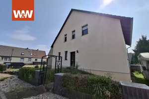 Großes Einfamilienhaus mit Außenpool in Petersberg bei Halle zu verkaufen. Fertigstellung 2001 – Saalekreis – Vorschaubild 1