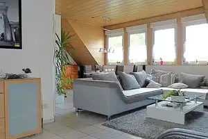 Mehrfamilienhaus in exzellenter Lage – Diverse Nutzungsmöglichkeiten! – Aschaffenburg – Vorschaubild 1