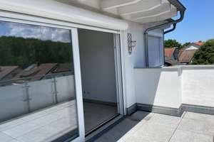 Wohnen in unverbaubarer Aussichtslage – 4 Zi.-DG-Wohnung mit Garage ! – Die vollständige Adresse der Immobilie erhältst du vom Anbieter., 72770 Ohmenhausen, Reutlingen – Vorschaubild 11
