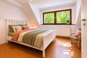 Wohnpaket im Wald mit ca. 320 m² Wfl für Mehrgenerationen/Wohnen + Arbeiten/Coaching in Duisburg Süd – Die vollständige Adresse der Immobilie erhältst du vom Anbieter., 47259 Mündelheim, Duisburg – Vorschaubild 21