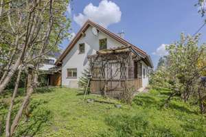 Ihr neues Zuhause mit Potenzial: Einfamilienhaus mit 5 Zimmer und herrlichen Garten  – Die vollständige Adresse der Immobilie erhältst du vom Anbieter., 80995 Feldmoching, München – Vorschaubild 2