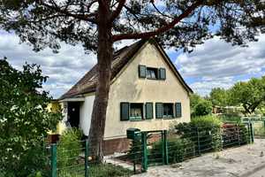 Viel Platz für Ihre Wohnträume – Flexibles Einfamilienhaus mit großem Garten – Berlin – Vorschaubild 3