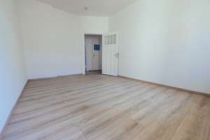 Viel Platz für Familien! 4-Zimmer-Wohnung mit zwei Balkonen in Stadtfeld Ost! – Wilhelm-Kobelt-Str.  9, 39108 Stadtfeld Ost, Magdeburg – Vorschaubild 9