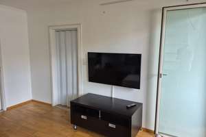 Real Schwabing, 2,5 Rooms, in Leopoldstr central but quiet, ready to move. all inclusive (Strom) – Leopoldstraße 109, 80802 Münchner Freiheit, München – Vorschaubild 17