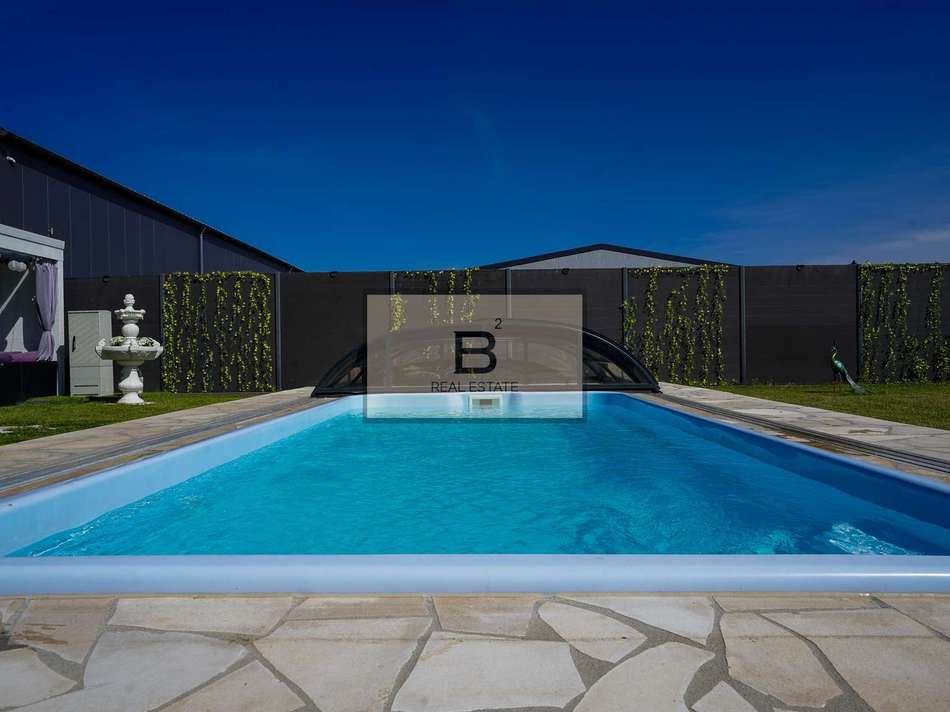 Poolansicht 