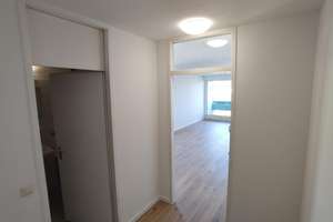 Stadtwohung 38 m² mit Luitpoldpark-Blick - 5. OG, Ostbalkon, neue Fenster, sofort verfügbar – Lerchenauerstr. 3, 80809 Am Luitpoldpark, München – Vorschaubild 4