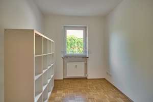 Einfach einziehen – charmante EG-Wohnung mit Terrasse und Garten in Bogenhausen – Die vollständige Adresse der Immobilie erhältst du vom Anbieter., 81927 Parkstadt, München – Vorschaubild 4