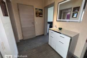 Schöne Dreizimmerwohnung mit Balkon und Garage in zentraler Lage von Köln-Mülheim