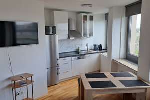 Wohnen mit Aussicht auf Zeit: Möblierte 2-Zimmer-Wohnung mit atemberaubendem Köln – Theodor-Heuss-Ring 1, 50668 Neustadt/Nord, Köln – Vorschaubild 10