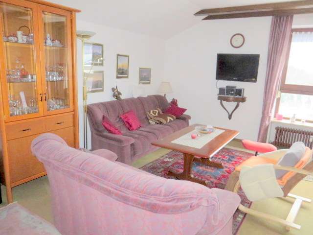 Immobilie in Schöfweg - Wohnung - Ruheplatz mit herrlicher Aussicht - Bild 1