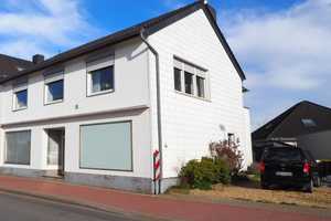 Modernisierte, große Doppelhaushälfte mit ehem. Ladenfläche, Garten und Stellplatz – Keekenerstraße 50, 47533 Kleve (Kreis) – Vorschaubild 2