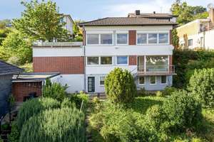 Haus in Höhenlage mit Baugrundstück & Ausbaupotenzial -Wachtberg-Niederbachem – Die vollständige Adresse der Immobilie erhältst du vom Anbieter., 53343 Wachtberg – Vorschaubild 2
