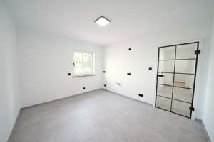 Frisch saniert mit Blick ins Grüne - 2,5 Zimmer Terrassenwohnung in Regensburg/Graß – Löbelstraße 11, 93053 Oberisling-Graß, Regensburg – Vorschaubild 5