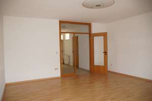 3 Zimmer-Maisonette mit großem Balkon – Neulinger Straße 3, 75228 Ispringen – Vorschaubild 6