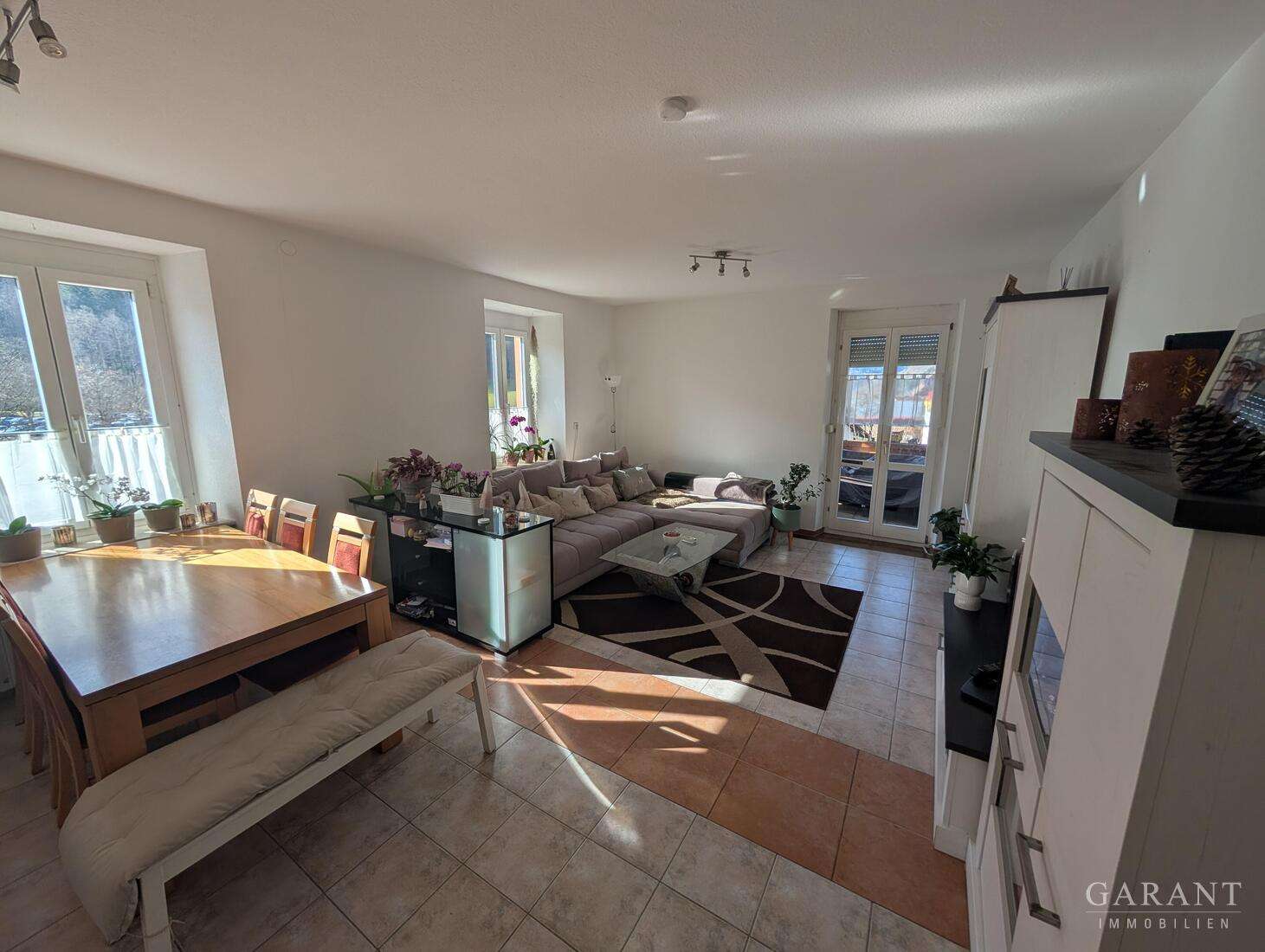 Immobilie in Todtnau - Günstige Gelegenheit! 4 Zimmer-Wohnung im Herzen von Gschwend! - Bild 4