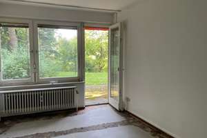 Große Eigentumswohnung Terrasse zur Rehwiese und 4 Garagen – Die vollständige Adresse der Immobilie erhältst du vom Anbieter., 14129 Nikolassee, Berlin – Vorschaubild 6