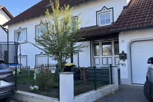 Ansprechendes Zweifamilienhaus Nähe Wolnzach – Die vollständige Adresse der Immobilie erhältst du vom Anbieter., 85296 Rohrbach – Vorschaubild 1