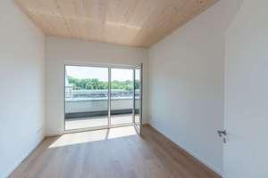 Großzügiges Penthouse mit 360° Dachterrasse, Weitblick und 65 m² Wohn-/Essbereich im Zentrum Jenas – Die vollständige Adresse der Immobilie erhältst du vom Anbieter., 7743 Jena-Zentrum, Jena – Vorschaubild 15