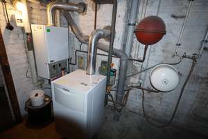 Solides Mehrfamilienhaus mit Baugrundstück für ein weiteres Mehrfamilienhaus – Die vollständige Adresse der Immobilie erhältst du vom Anbieter., 47198 Hochheide, Duisburg – Vorschaubild 14