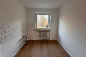 Moderne 4-Zimmer-Wohnung mit Balkon in Nürnberg – Herzogstandstraße 38, 90471 Langwasser Nordwest, Nürnberg – Vorschaubild 5