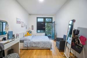Stilvolle Altbauwohnung mit Balkon und Charme in Dresden-Blasewitz – Die vollständige Adresse der Immobilie erhältst du vom Anbieter., 1277 Blasewitz (Stadtteil), Dresden – Vorschaubild 7