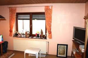 Großzügiges 3‑Familienhaus mit Doppelgarage, Photovoltaikanlage und weitläufigem Garten – Die vollständige Adresse der Immobilie erhältst du vom Anbieter., 90587 Veitsbronn – Vorschaubild 8