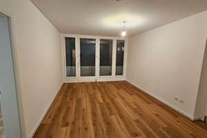 Kernsanierte 2-Zimmer Wohnung im 7. OG mit großem Balkon in Traumlage – Staudingerstraße 65, 81735 Neuperlach, München – Vorschaubild 6