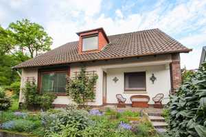 In Waldrandlage und doch mitten in Wolfsburg! Einfamilienhaus mit idyllischem Garten. – Wolfsburg – Vorschaubild 2