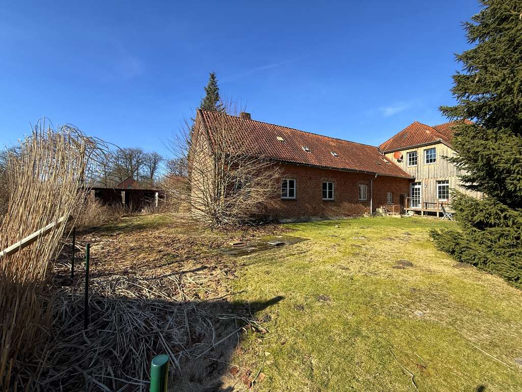 Immobilie in Südheide - Kapitalanlage: 3-Familienhaus mit zusätzlichem Altbestand - Bild 1