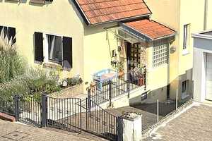 Attraktives Einfamilienhaus mit Balkon mit traumhaftem Ausblick und Doppelgarage in Bischmisheim – Stadtverband Saarbrücken (Kreis) – Vorschaubild 4