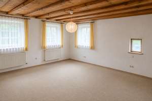 Charmantes Ein- bis Zweifamilienhaus mit Doppelgarage in ruhiger Bestlage von Nürnberg-Kornburg-AFA – Die vollständige Adresse der Immobilie erhältst du vom Anbieter., 90455 Kornburg, Worzeldorf, Nürnberg – Vorschaubild 8
