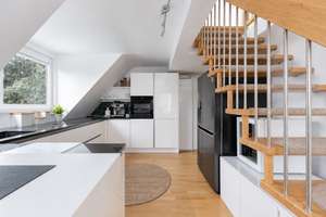 Wohnen über zwei Ebenen mit Dachterrasse und Skylineblick - Frankfurt-Sachsenhausen – 60598 Sachsenhausen-Süd, Frankfurt am Main – Vorschaubild 7