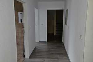 Einfamilienhaus mit Einliegerwohnung, 5 Garagen – Limburg-Weilburg (Kreis) – Vorschaubild 10