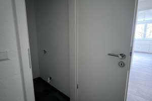 Erstbezug nach Sanierung: 2,5-Zi.-Wohnung im 4. OG mit Balkon in Pforzheim-Haidach – Die vollständige Adresse der Immobilie erhältst du vom Anbieter., 75181 Haidach, Pforzheim – Vorschaubild 5