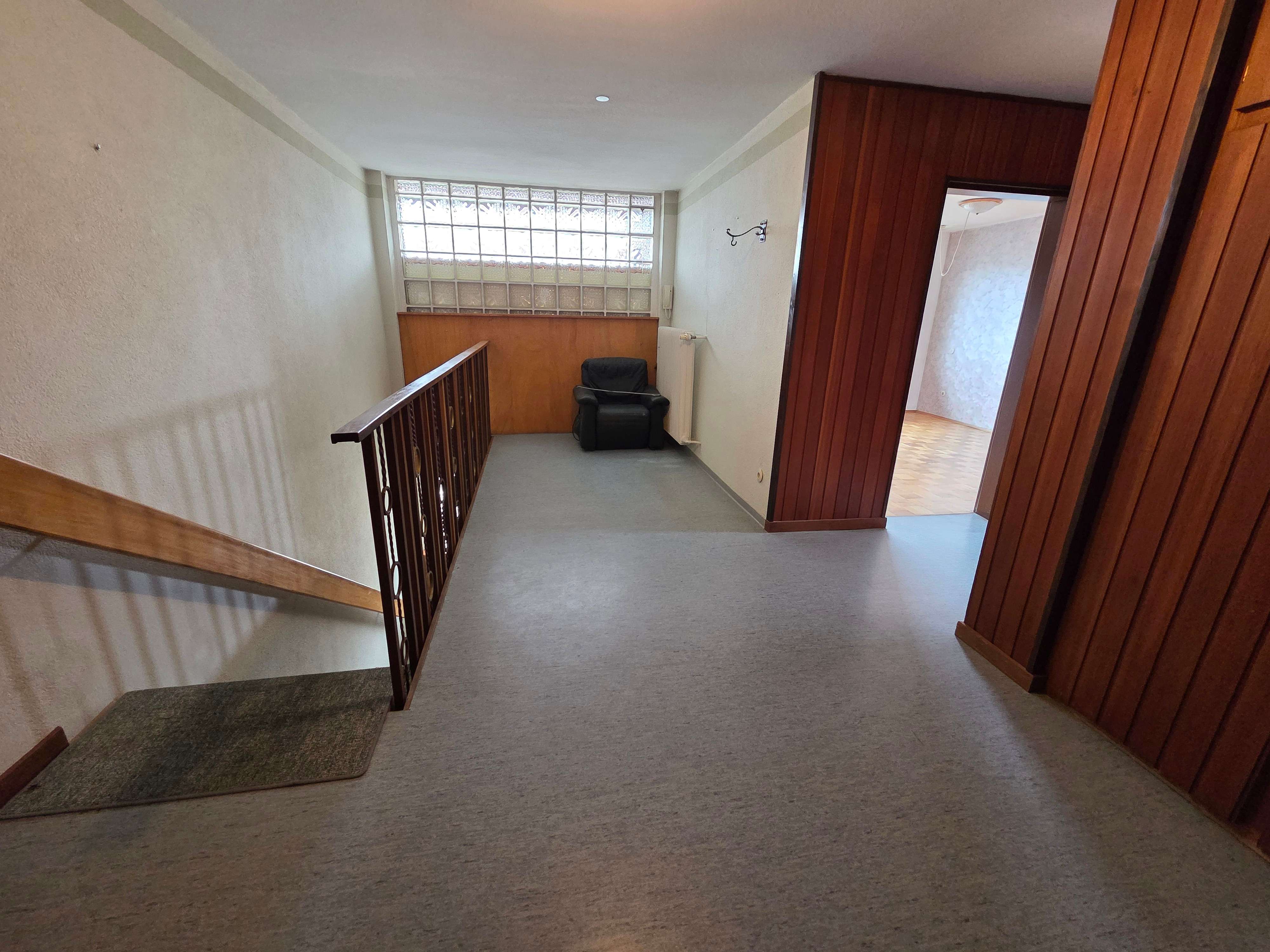 Immobilie in Ravenstein - Einfamilienhaus mit viel Platz für Familie und Hobby - Bild 8