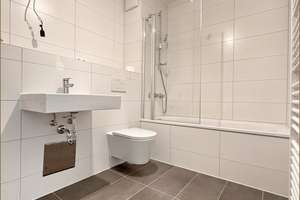 Unaufgeregt. Zeitlos. Besonders. – Moderne 2-Zimmer-Neubauwohnung im Erstbezug – Die vollständige Adresse der Immobilie erhältst du vom Anbieter., 81245 Neupasing, München – Vorschaubild 9
