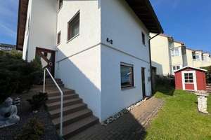 Helles, ruhiges Einfamilienhaus in toller Lage! – Die vollständige Adresse der Immobilie erhältst du vom Anbieter., 70771 Leinfelden-Echterdingen – Vorschaubild 1