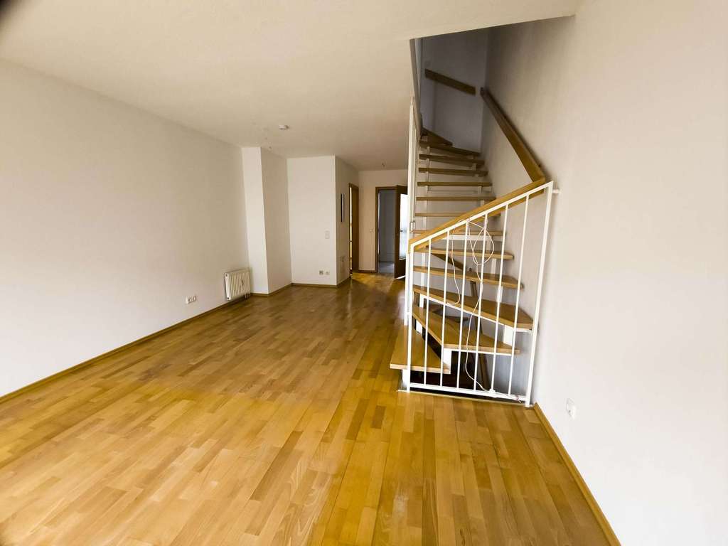 Immobilie in Nuthetal - Reihenhaus plus Tiefgaragenstellplatz am Rande Potsdams - Wohnen in den eigenen 4 Wänden - Bild 4