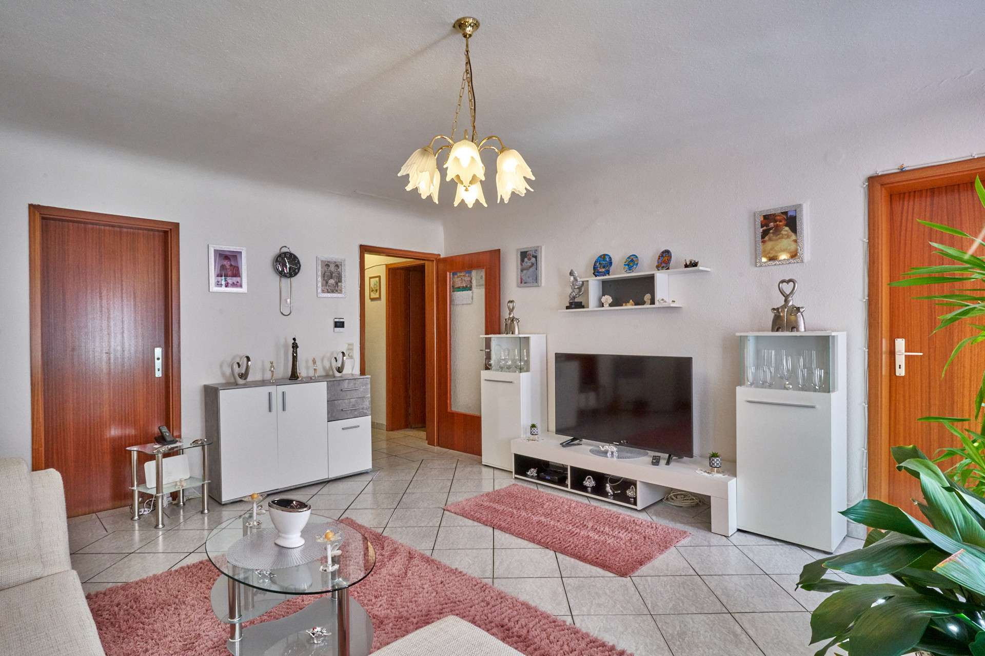 Immobilie in Hechingen - Freundliche Altbauwohnung in zentraler Lage – eine schöne Investitionsmöglichkeit - Bild 4