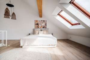 Modernisiertes Familienzuhause mit Süd-West-Garten und großem Dachstudio in ruhiger Spielstraße – Die vollständige Adresse der Immobilie erhältst du vom Anbieter., 65929 Unterliederbach, Frankfurt am Main – Vorschaubild 11