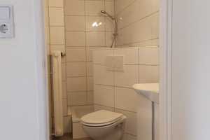Möbliertes 1-Zimmer-Appartement mit Südbalkon in Mannheim-Schwetzingerstadt - zentral & ruhig – Augustaanlage 38, 68165 Mannheim – Vorschaubild 3
