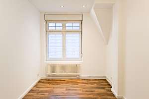 105m² klimatisierte Dachgeschosswohnung in Berlin-Friedenau – Die vollständige Adresse der Immobilie erhältst du vom Anbieter., 12161 Friedenau, Berlin – Vorschaubild 8