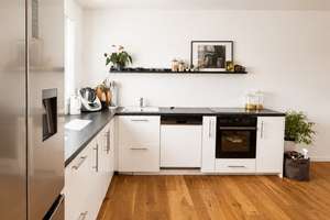 **INNINGEN** Exklusive Reihenmittelhausartige 3,5 ZwKB in ehemaliger Scheune – Hornissenweg 11, 86199 Inningen, Augsburg – Vorschaubild 8