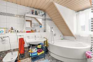 Ihr neues Zuhause ? So richtig zum Wohlfühlen Reiheneckhaus mit dem optischen Eindruck eines Einfami – Freising (Kreis) – Vorschaubild 2