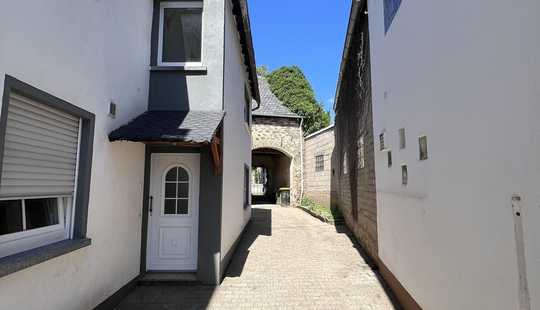 Bild von Kernsaniertes Einfamilienhaus mit Charme & Scheune