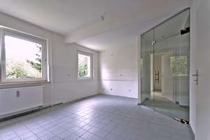 Tannhäuserstr. 20, 1 L - Großzügige 3-Zimmer-Wohnung mit Glaselementen und viel Stauraum!