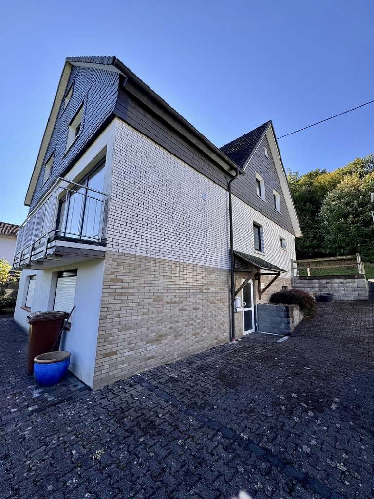 Immobilie in Hilchenbach - Ein- bis Zweifamilienhaus mit Einliegerwohnung in ruhiger Waldrandlage von Hilchenbach - Bild 4